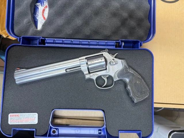 Оружейный магазин Magnum в Кишинёве